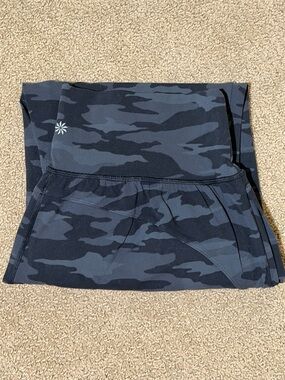 Athleta Salutation Jogger in camo